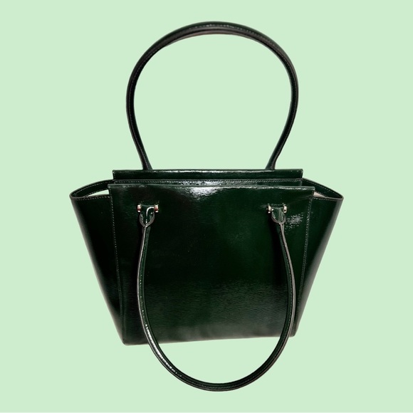 Meet your Posher, Gigi - Picture 4 of 12